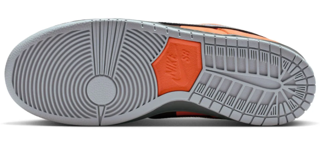 Nike SB Muni Fast Pass Dunk Low Pro 'Safety Orange/Wolf Grey/Baroque Brown'