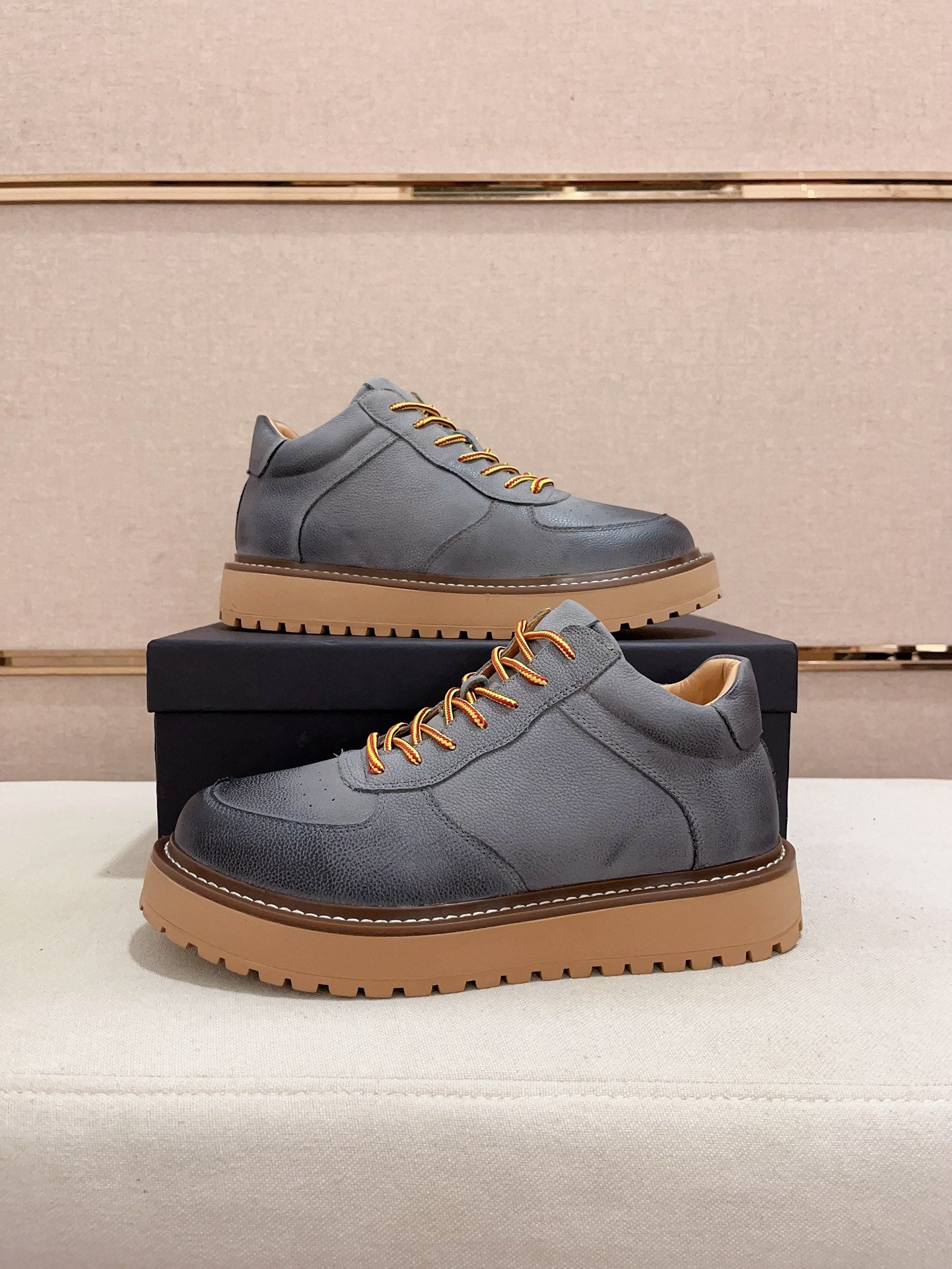 UGG Lowmel Lace-Up Leather Sneaker – Slate Grey