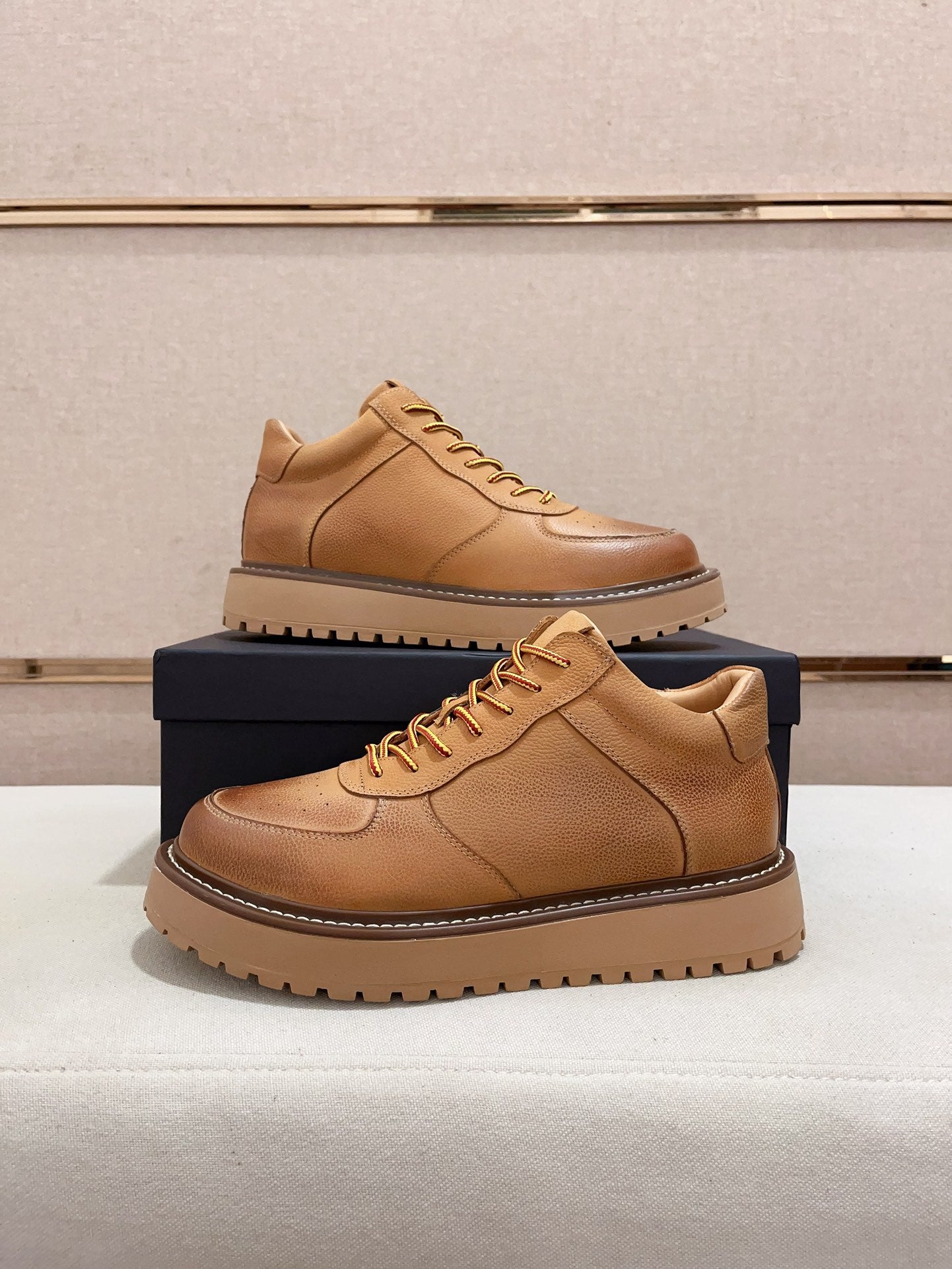 UGG Lowmel Lace-Up Leather Sneaker – Wheat Tan